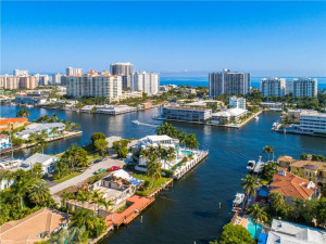 2890 NE 28 Street, Fort Lauderdale, FL 33306