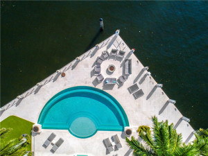 2890 NE 28 Street, Fort Lauderdale, FL 33306