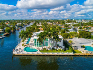 2890 NE 28 Street, Fort Lauderdale, FL 33306