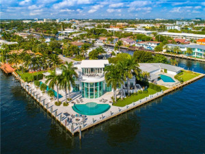 2890 NE 28 Street, Fort Lauderdale, FL 33306