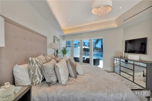 2890 NE 28 Street, Fort Lauderdale, FL 33306