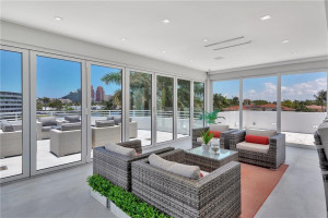 2890 NE 28 Street, Fort Lauderdale, FL 33306