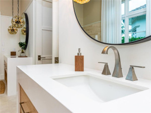 5120 NE 31st Avenue, Lighthouse Point, FL 33064