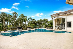 130 Playa Rienta Way, Palm Beach Gardens, FL 33418