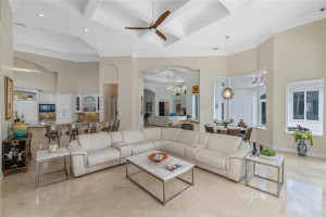 130 Playa Rienta Way, Palm Beach Gardens, FL 33418