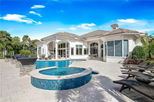 130 Playa Rienta Way, Palm Beach Gardens, FL 33418