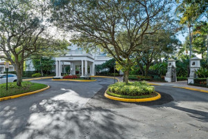 130 Playa Rienta Way, Palm Beach Gardens, FL 33418