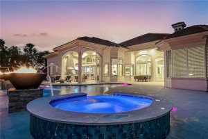 130 Playa Rienta Way, Palm Beach Gardens, FL 33418