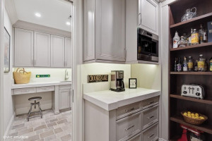 2425 Delmar Place, Fort Lauderdale, FL 33301