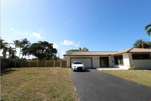 Photo for 9604 NW 35th Court, Coral Springs, FL 33065 - Listing #FX-10318650 9604 NW 35th Court, Coral Springs, FL 33065
