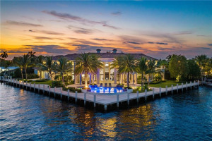 3080 NE 41st Street, Fort Lauderdale, FL 33308