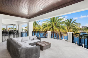 3080 NE 41st Street, Fort Lauderdale, FL 33308