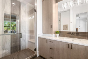 3080 NE 41st Street, Fort Lauderdale, FL 33308