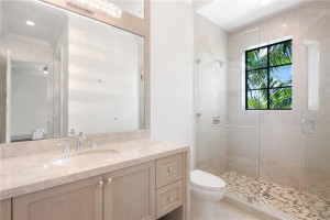 3080 NE 41st Street, Fort Lauderdale, FL 33308