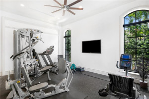 3080 NE 41st Street, Fort Lauderdale, FL 33308