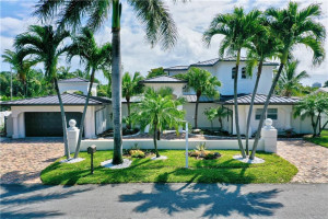 2516 NE 26th Avenue, Fort Lauderdale, FL 33305