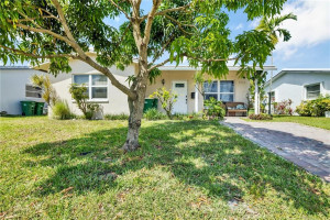 5713 NW 84th Terrace, Tamarac, FL 33321