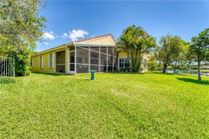 512 Cascade Falls Drive, Weston, FL 33327