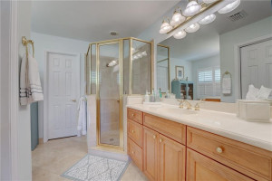 512 Cascade Falls Drive, Weston, FL 33327