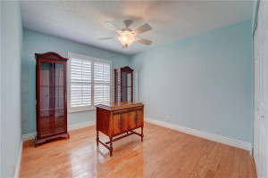 512 Cascade Falls Drive, Weston, FL 33327