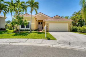 512 Cascade Falls Drive, Weston, FL 33327