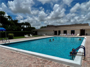 5160 Las Verdes Circle, 301, Delray Beach, FL 33484