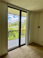 Photo for 5160 Las Verdes Circle, 301, Delray Beach, FL 33484 - Listing #FX-10338555 5160 Las Verdes Circle, 301, Delray Beach, FL 33484