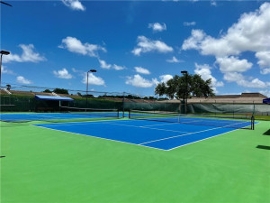 Photo for 5160 Las Verdes Circle, 301, Delray Beach, FL 33484 - Listing #FX-10338555 5160 Las Verdes Circle, 301, Delray Beach, FL 33484