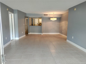 4215 N University Drive, 102, Sunrise, FL 33351