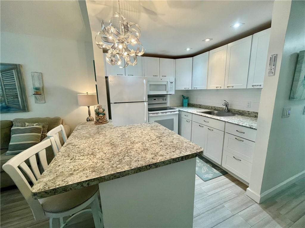 75 Lyndhurst D, 75, Deerfield Beach, FL 33442 - MLS# FX-10341382
