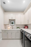 52 Royal Palm Drive, Fort Lauderdale, FL 33301