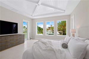 52 Royal Palm Drive, Fort Lauderdale, FL 33301