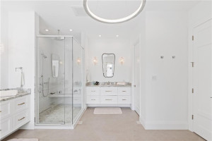 52 Royal Palm Drive, Fort Lauderdale, FL 33301