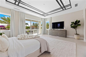 52 Royal Palm Drive, Fort Lauderdale, FL 33301