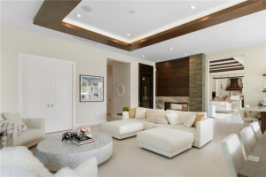 52 Royal Palm Drive, Fort Lauderdale, FL 33301