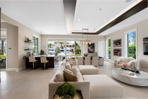 52 Royal Palm Drive, Fort Lauderdale, FL 33301