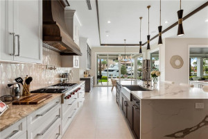 52 Royal Palm Drive, Fort Lauderdale, FL 33301