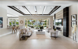 52 Royal Palm Drive, Fort Lauderdale, FL 33301