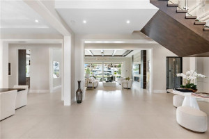 52 Royal Palm Drive, Fort Lauderdale, FL 33301