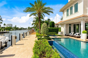 52 Royal Palm Drive, Fort Lauderdale, FL 33301