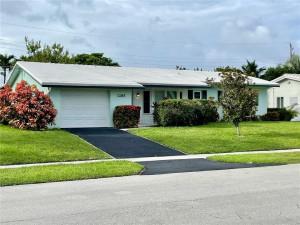 Photo for 1285 SW 10th Street, Boca Raton, FL 33486 - Listing #FX-10341714 1285 SW 10th Street, Boca Raton, FL 33486