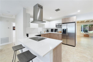 1533 NE 18th Avenue, Fort Lauderdale, FL 33304