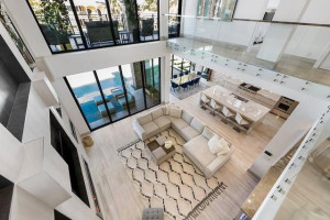 2437 Delmar Place, Fort Lauderdale, FL 33301