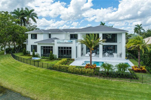 7962 Yorkshire Court, Boca Raton, FL 33496