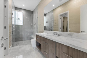 7962 Yorkshire Court, Boca Raton, FL 33496