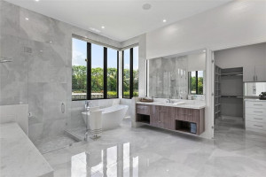 7962 Yorkshire Court, Boca Raton, FL 33496