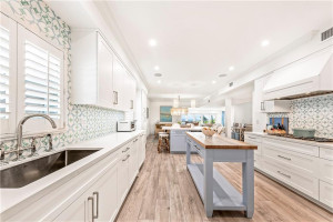 3040 N Atlantic Boulevard, Fort Lauderdale, FL 33308