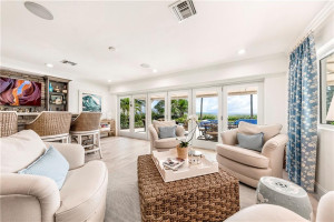 3040 N Atlantic Boulevard, Fort Lauderdale, FL 33308