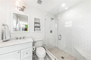 3040 N Atlantic Boulevard, Fort Lauderdale, FL 33308