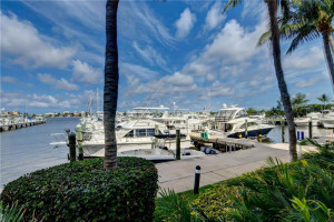 Photo for 806 E Windward Way, 101, Lantana, FL 33462 - Listing #FX-10349772 806 E Windward Way, 101, Lantana, FL 33462